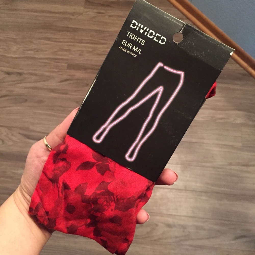 Brand new H&M red rose tights, never opened 🌹